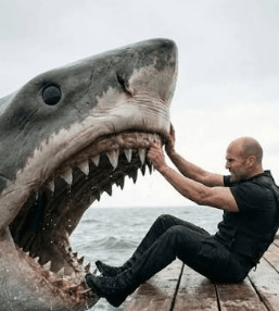The Meg ΓÇô You might need the biggest boat